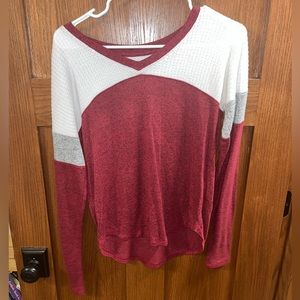 So cozy v-neck long sleeve top tricolor